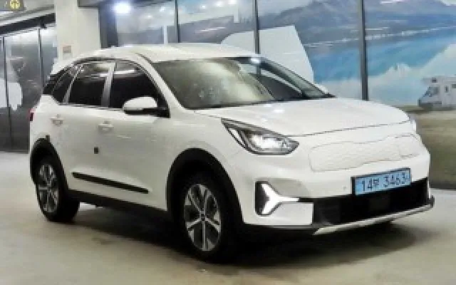 인천중고차시세정보 니로 플러스 EV 어스 매물 사진 6 - 2022/10 136,197km